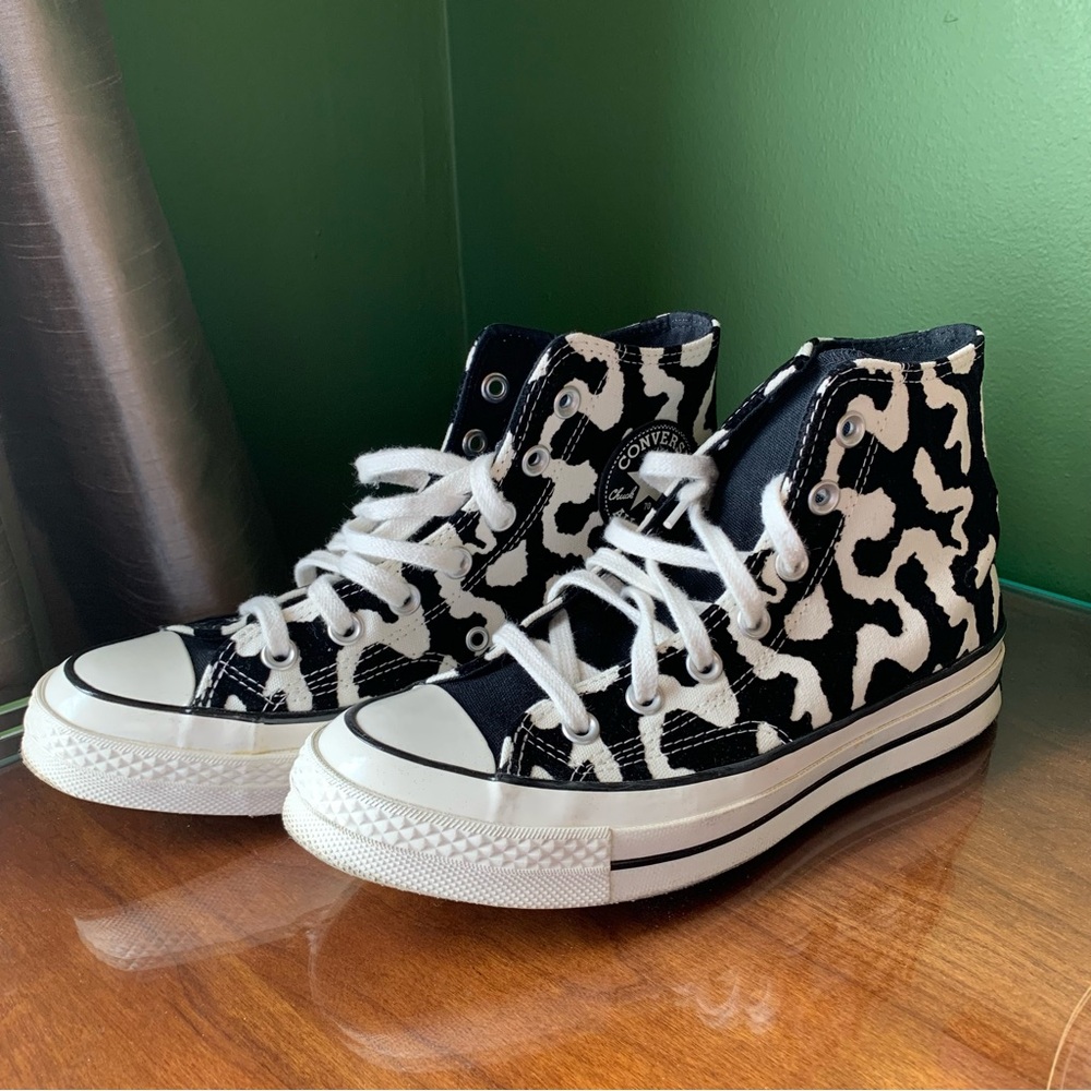 Converse High Top Sneakers in Black and White Leopard Print